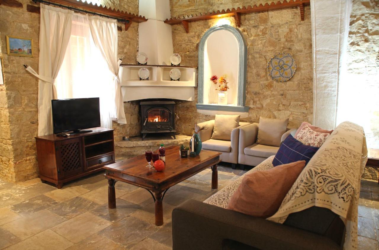Hotel Agrovino Lofou Exteriér fotografie